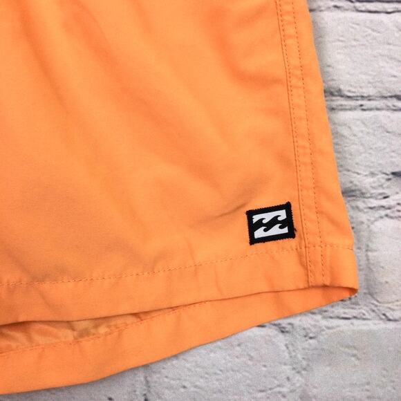 Billabong Men’s Drawstring Elastic Waist Slash Pocket Lightweight Shorts Small - Picture 4 of 10